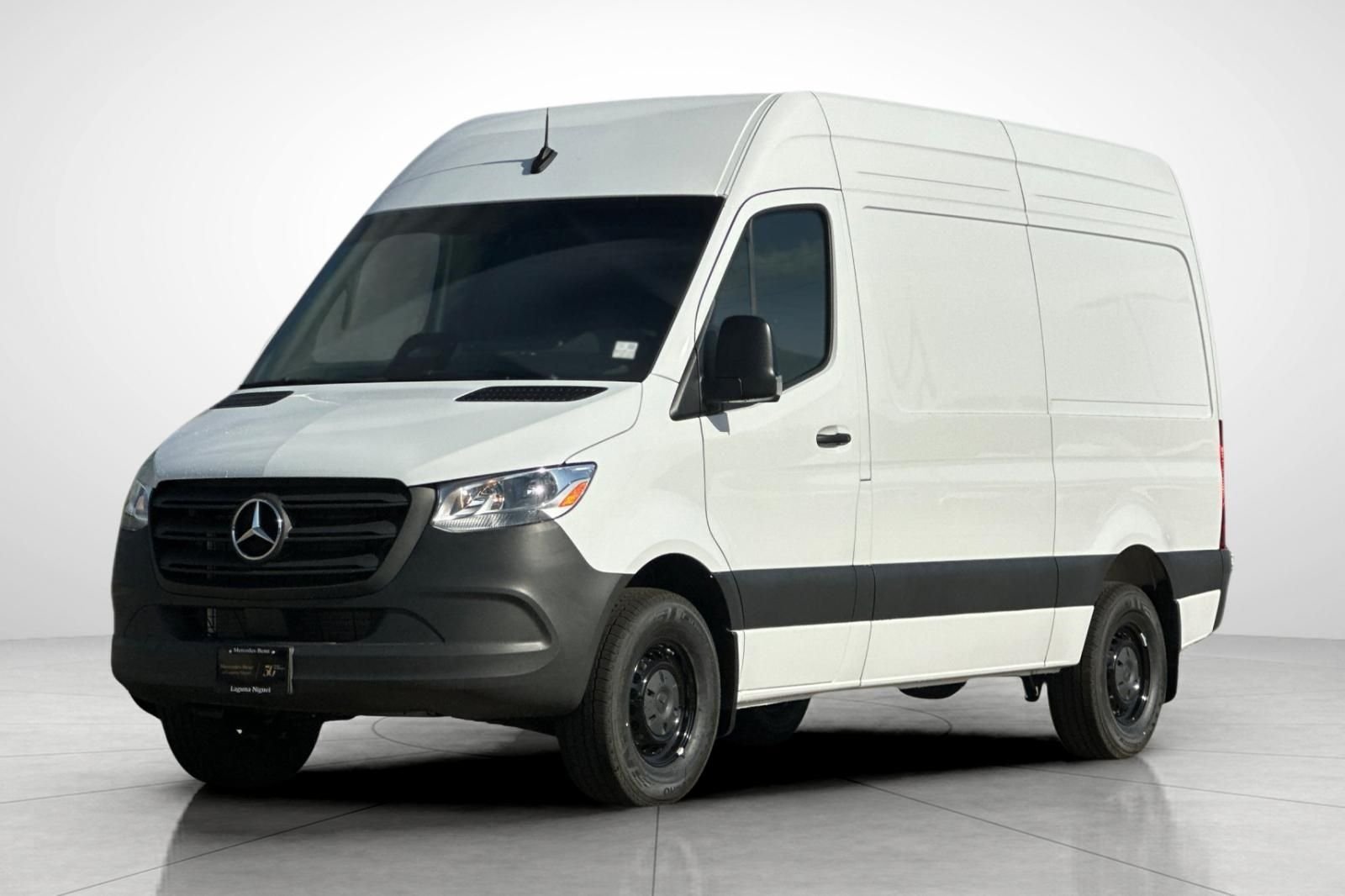 2026 Mercedes-Benz Sprinter 2500 144 WB's photo