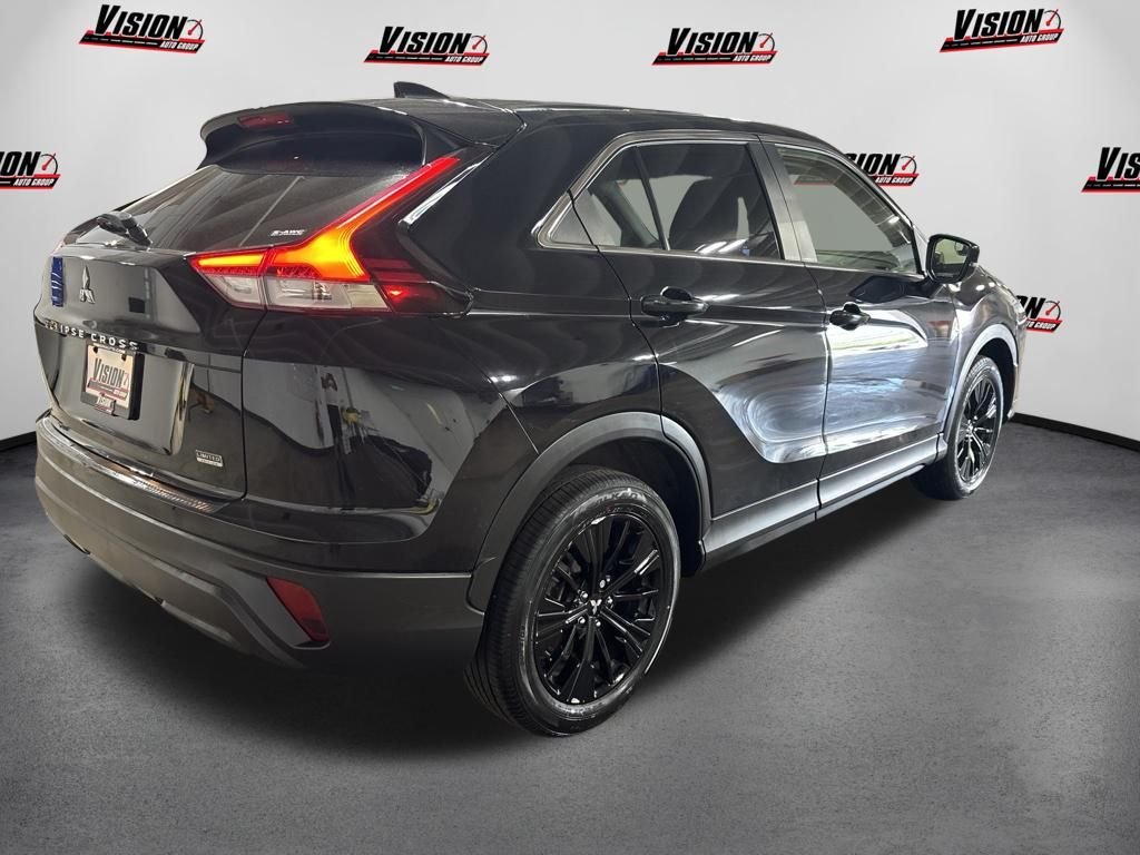 Used 2022 Black Mitsubishi LE image 5