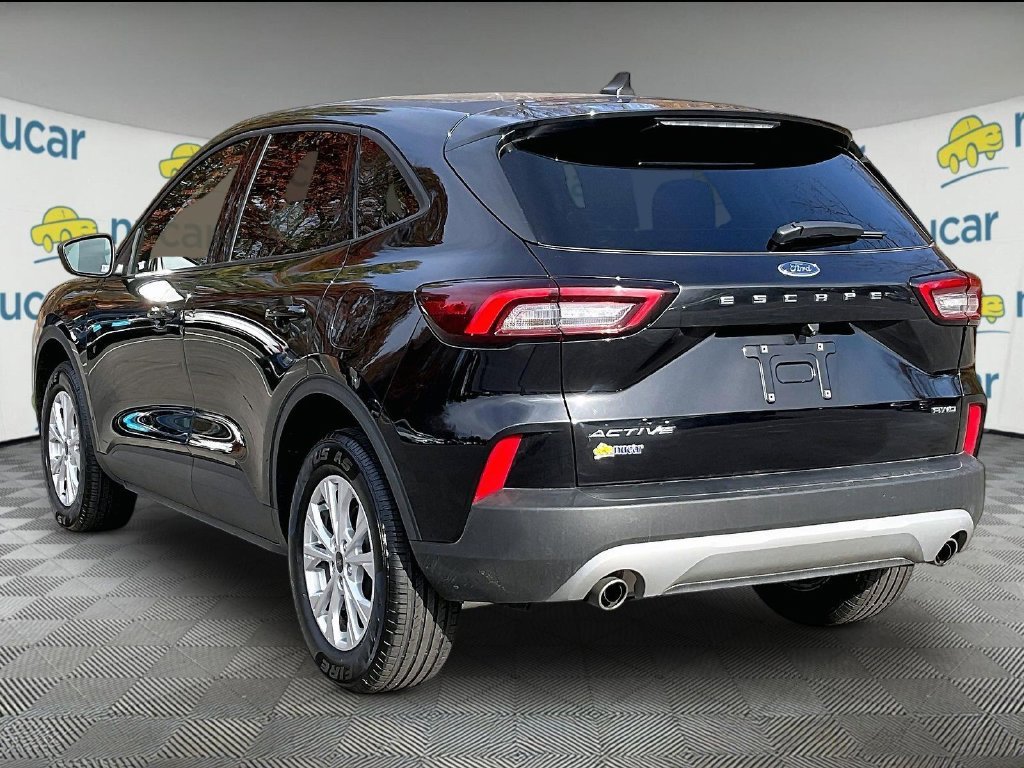 Used 2025 Black Ford Active image 4
