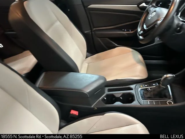 Used 2019  Volkswagen 1.4T S image 12
