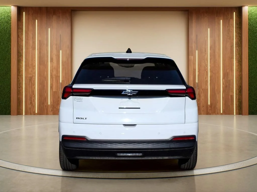 2027 Chevrolet Bolt LT - Photo 30
