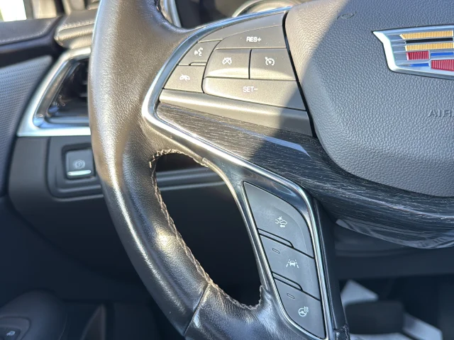 Used 2022 White Cadillac Premium Luxury image 16