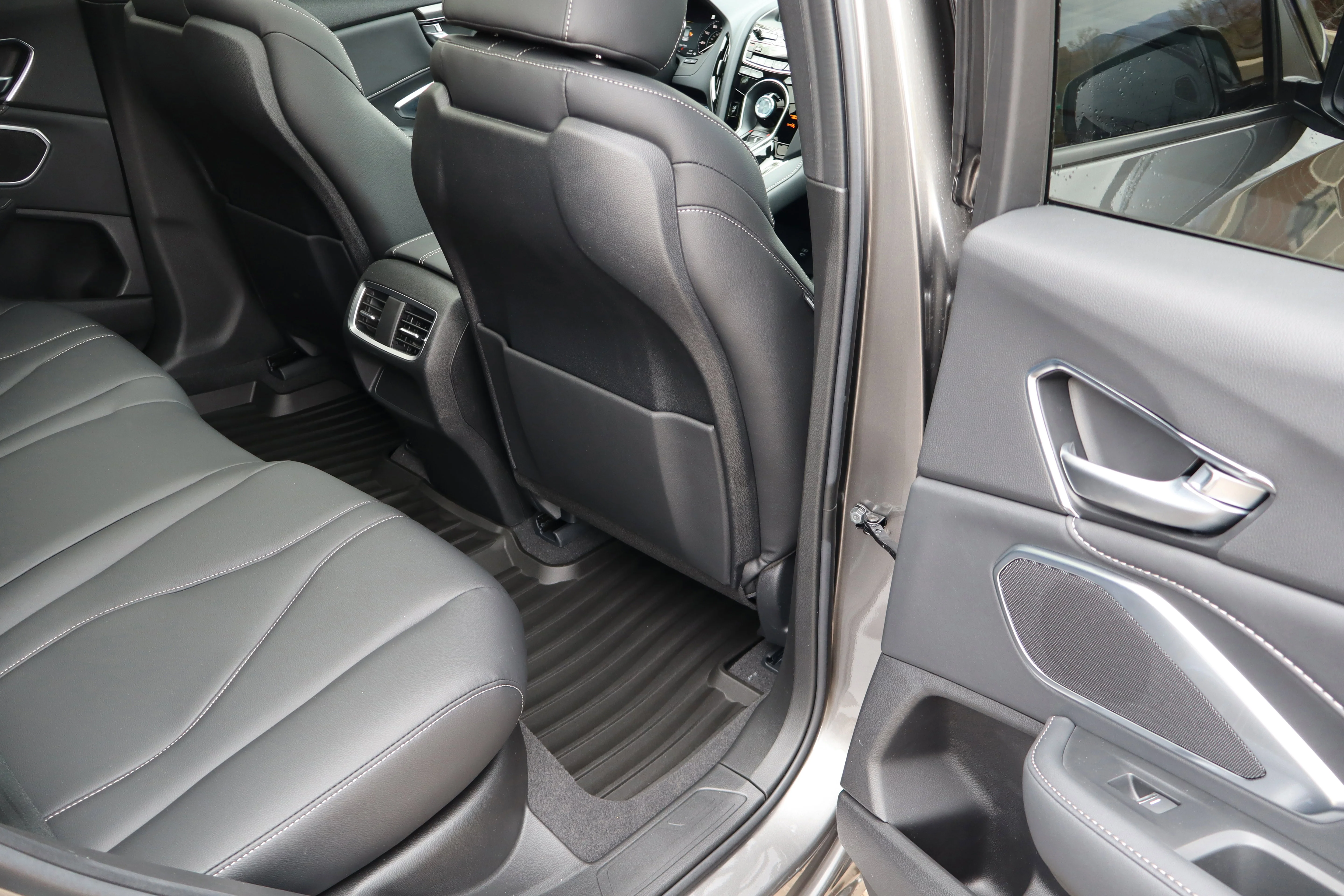 New 2026 Liquid Carbon Metallic Acura 4RDX image 31