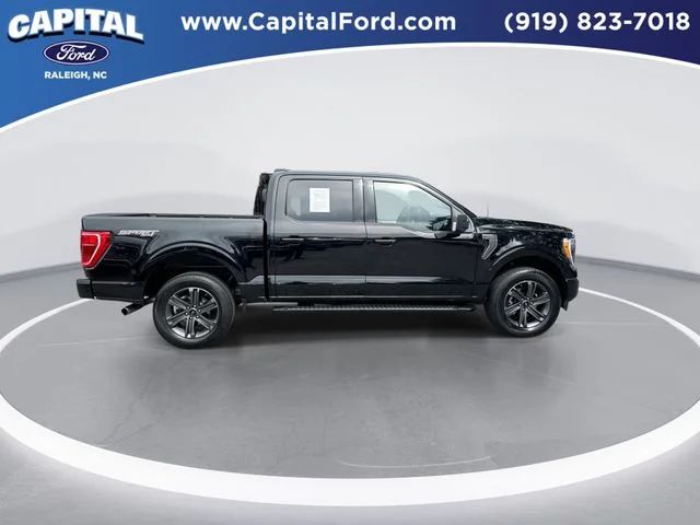 Used 2023 Black Ford XLT image 9