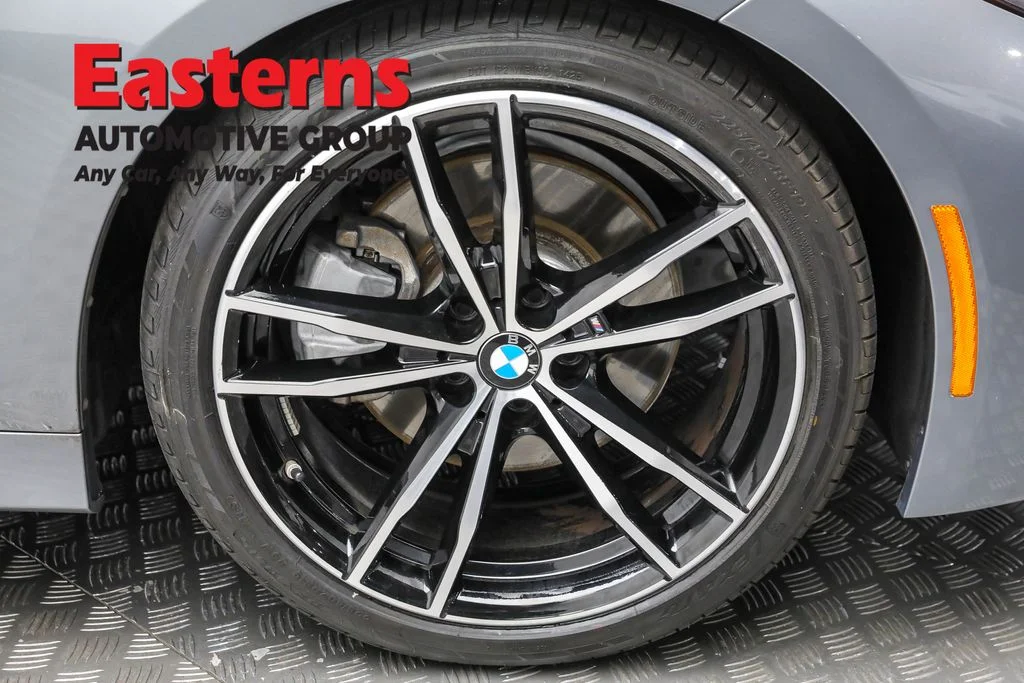 Used 2023 Gray BMW 330i image 30
