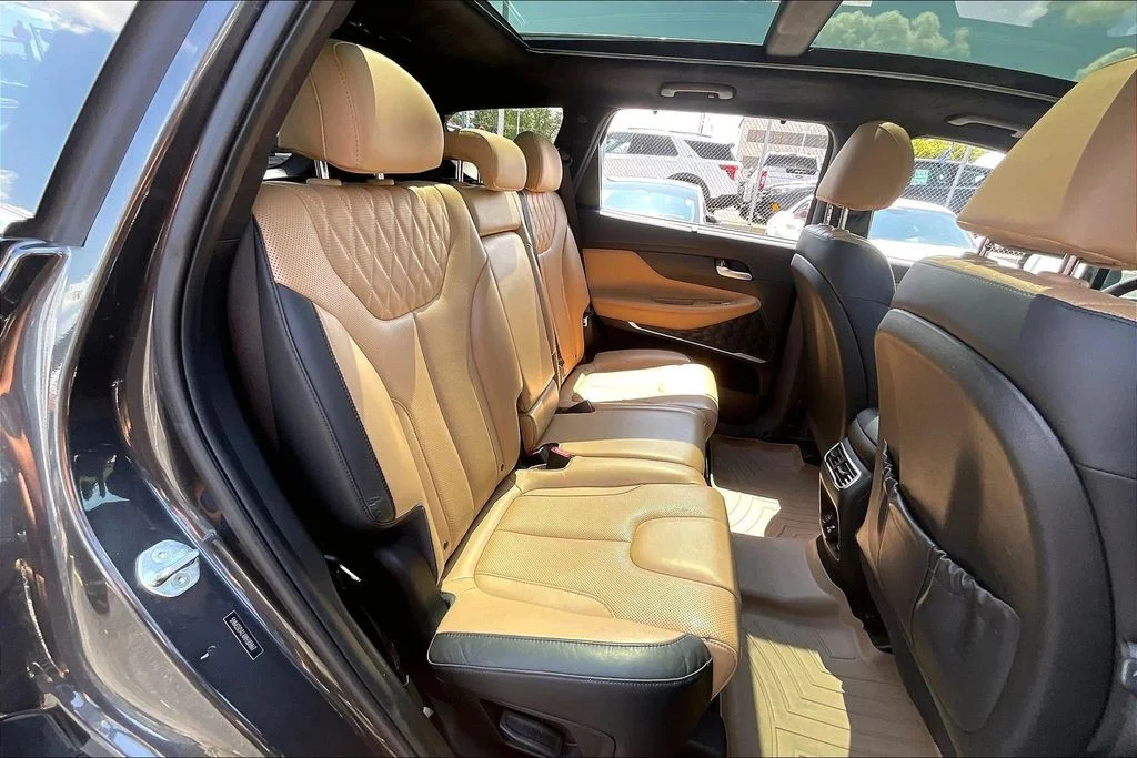 Used 2022 Gray Hyundai Calligraphy image 26