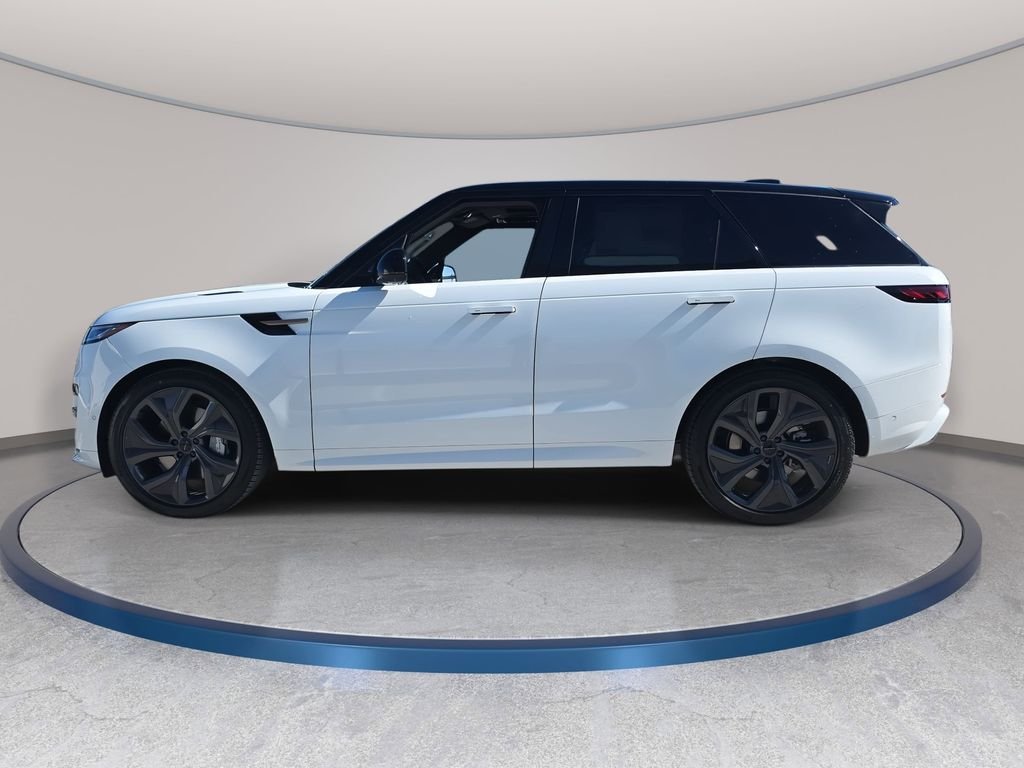 New 2026 Fuji White Land Rover Dynamic SE image 8