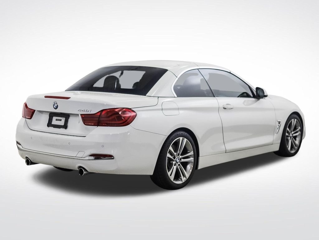 Used 2018 Alpine White BMW 440i image 5