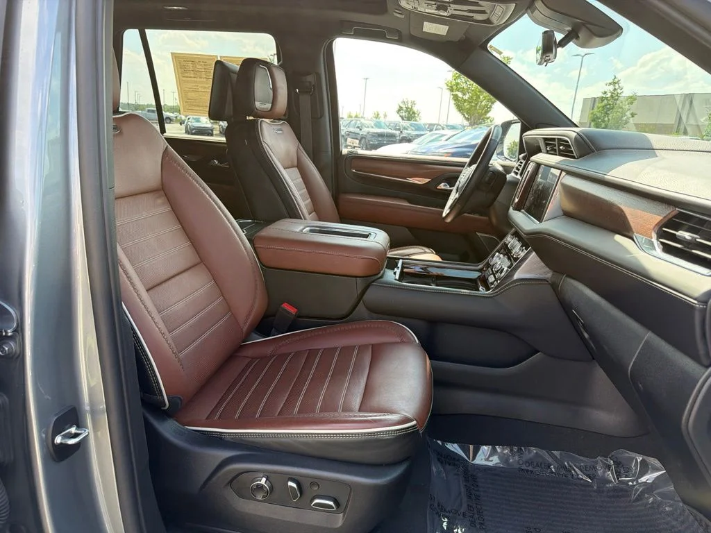 2023 GMC Yukon Denali Ultimate - Photo 18