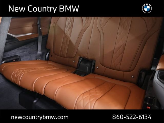 2026 BMW X7 M60i - Photo 38