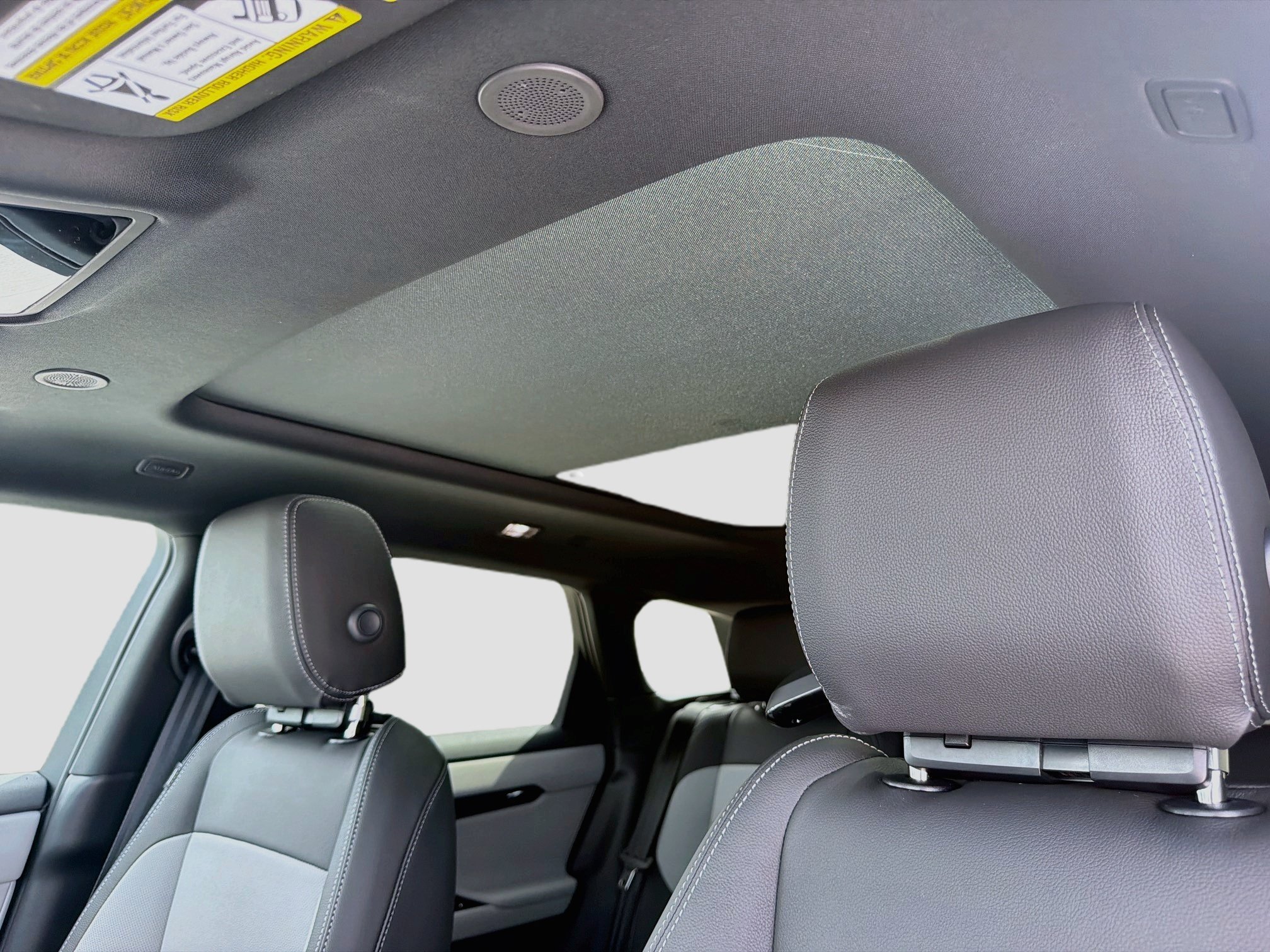 New 2026 Ostuni Pearl White Land Rover Hoxton Edition image 26