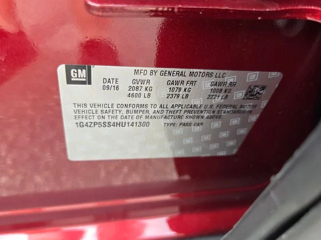 Used 2017 Red Buick Essence image 18