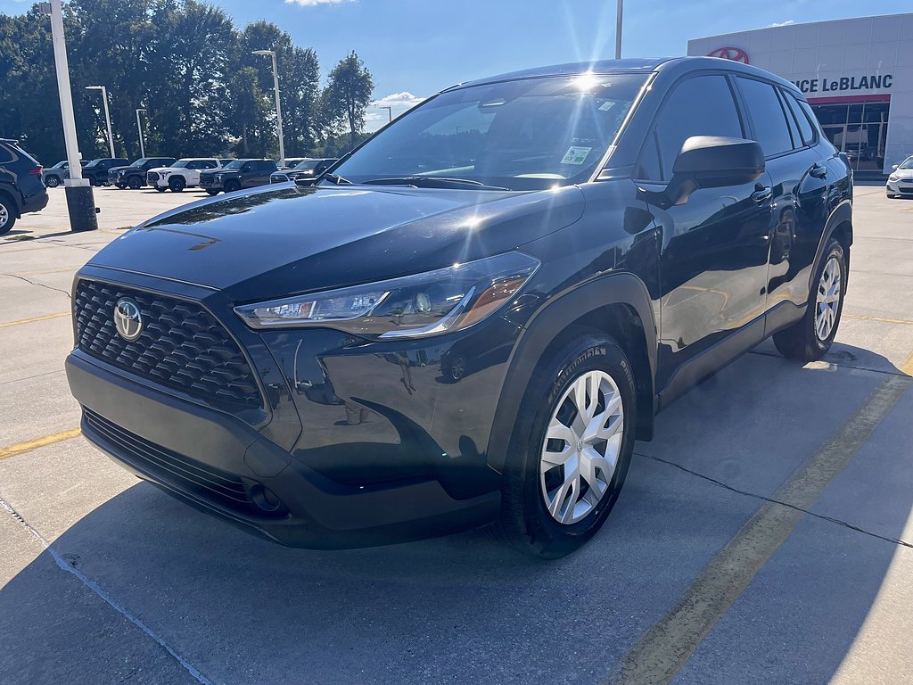 Used 2025 Jet Black Toyota L image 9