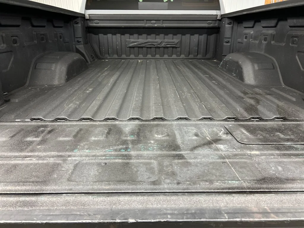 2024 Chevrolet Silverado 2500HD ZR2 - Photo 12