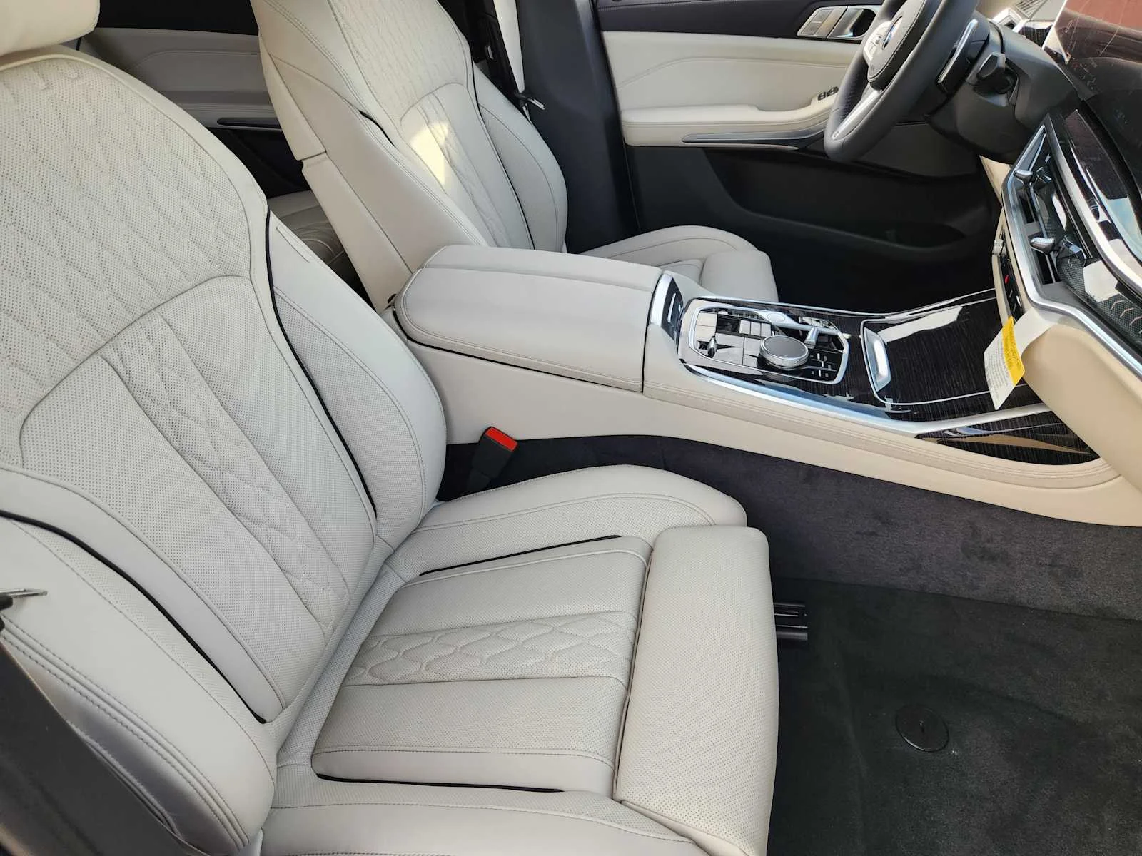 New 2027 Brooklyn Grey Metallic BMW xDrive40i image 5