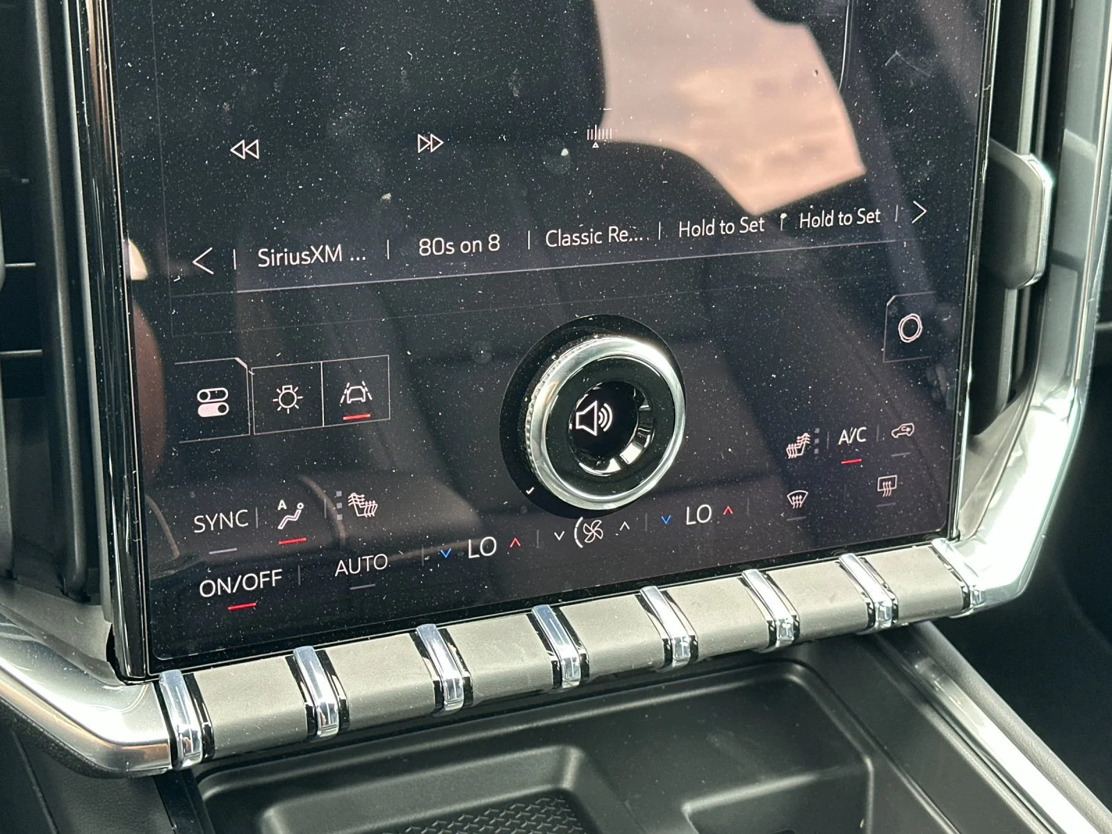 New 2027 Glacier White Tricoat GMC Elevation image 20