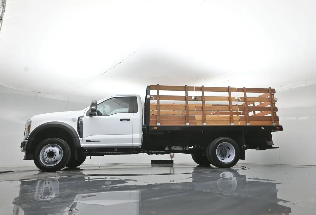 New 2025 White Ford XLT image 7