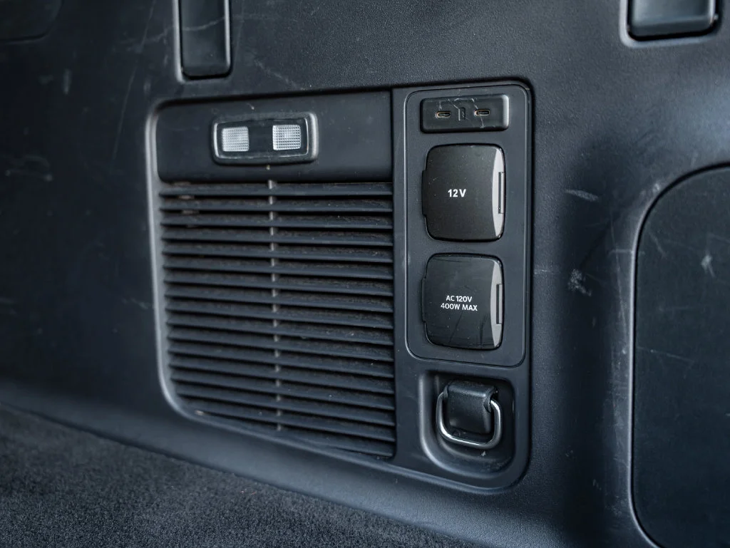 Used 2025 Black Ford Platinum image 45