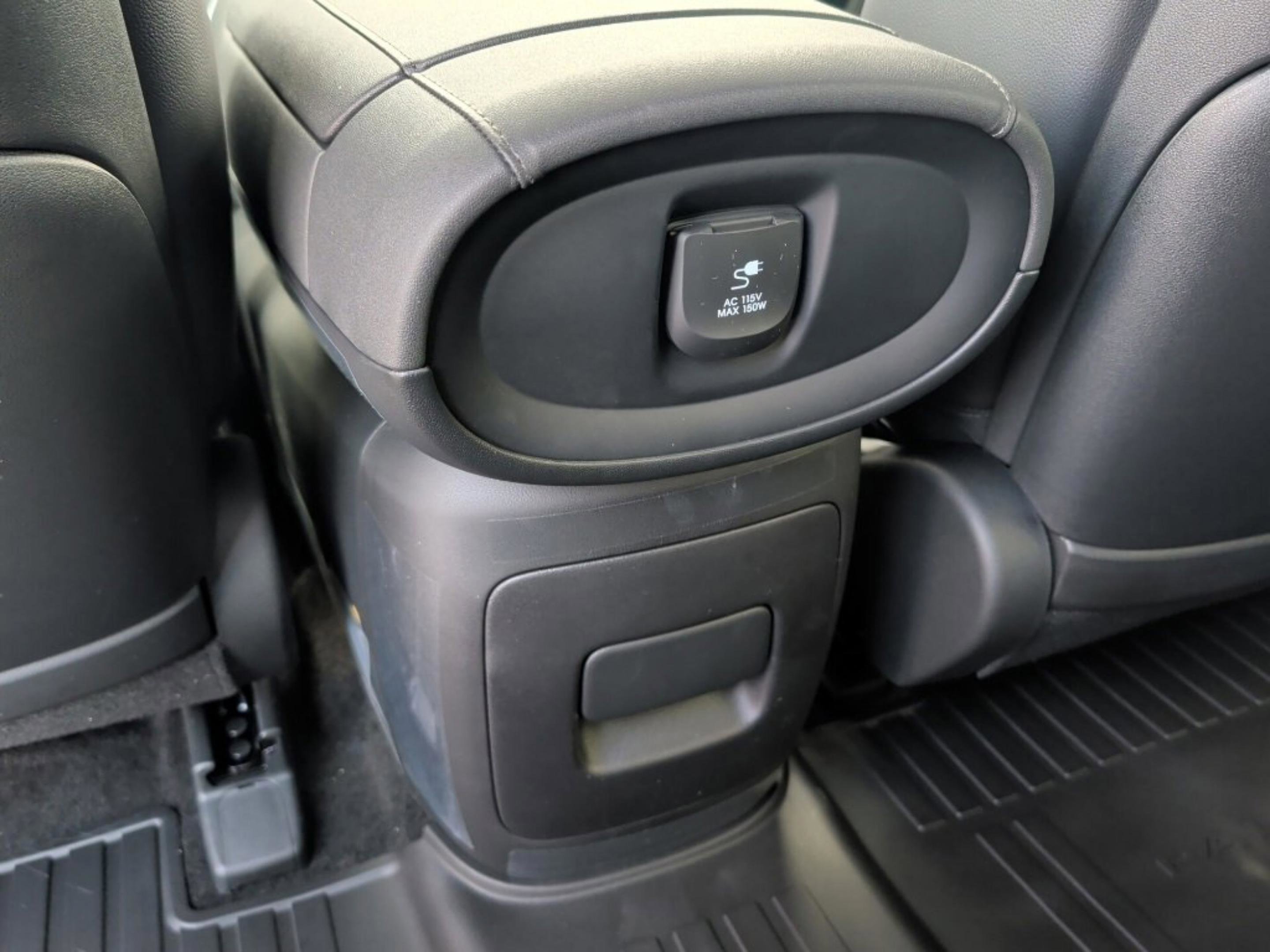 New 2026 Abyss Black Pearl Hyundai Limited image 32