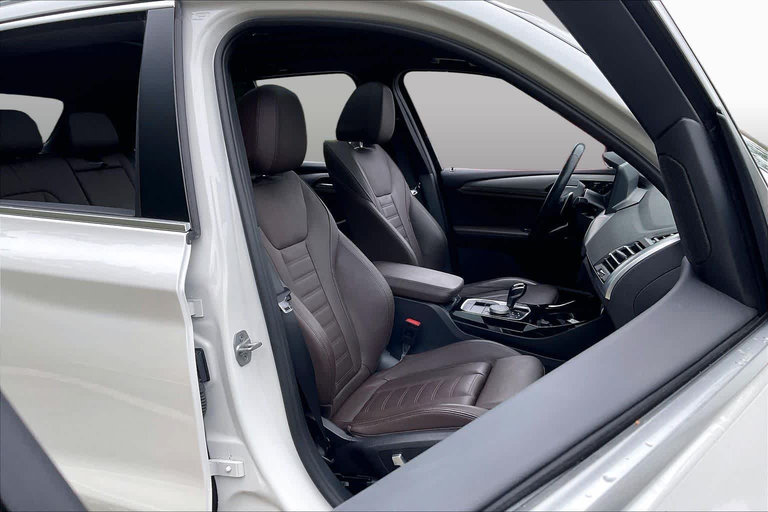 Used 2022 Mineral White Metallic BMW xDrive30i image 8