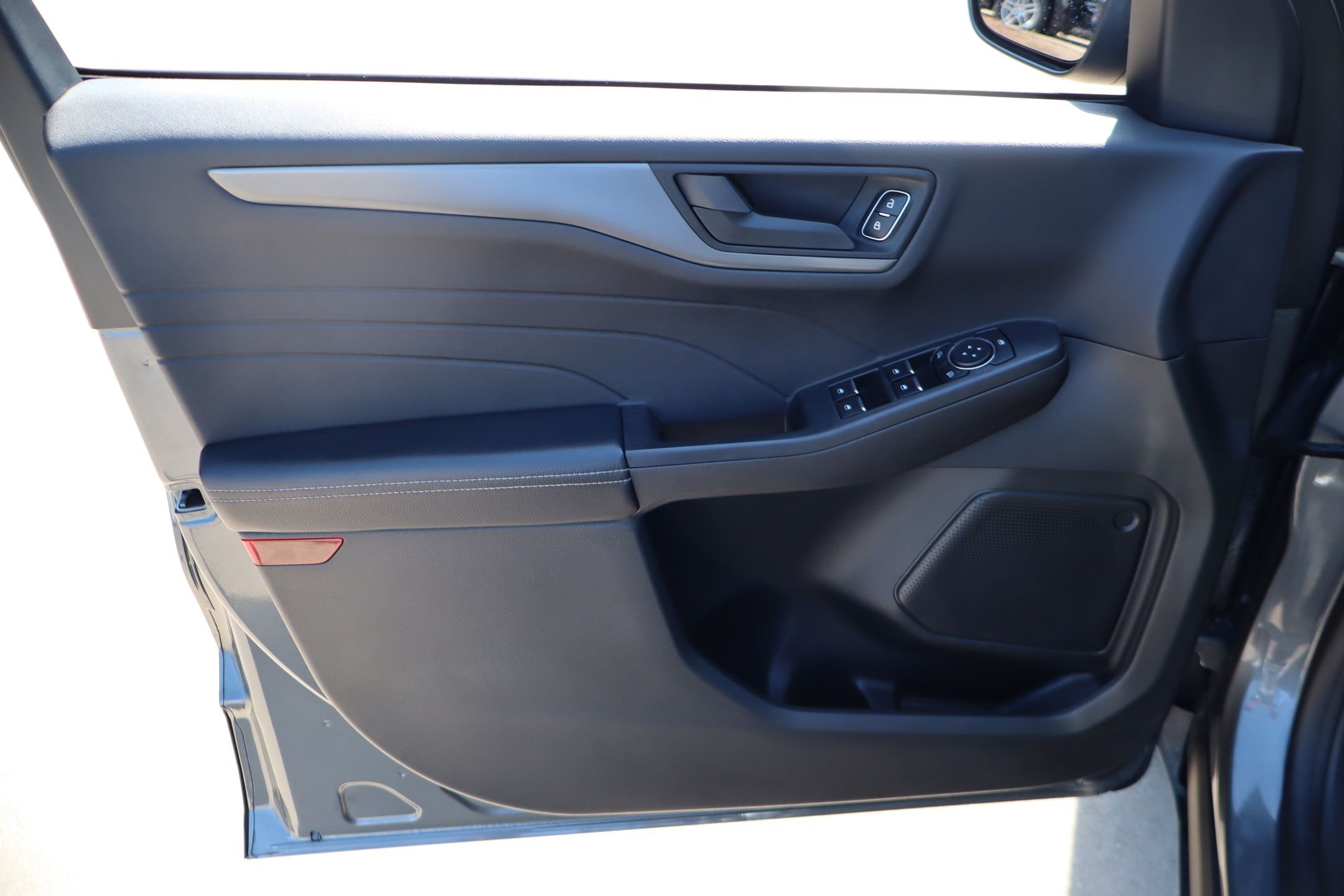 Used 2024 Gray Ford Active image 12