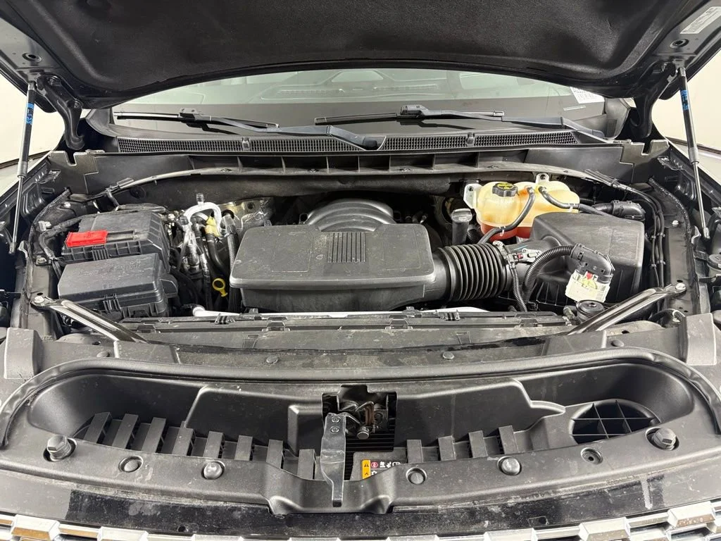 Used 2024 Onyx Black GMC Denali image 48