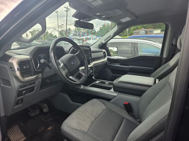 Used 2021 Antimatter Blue Metallic Ford XLT image 5