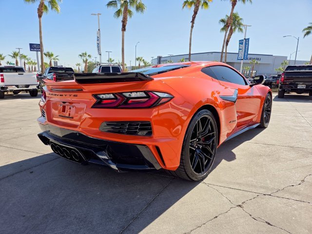 Used 2025 Sebring Orange Tintcoat Chevrolet 1LZ image 6