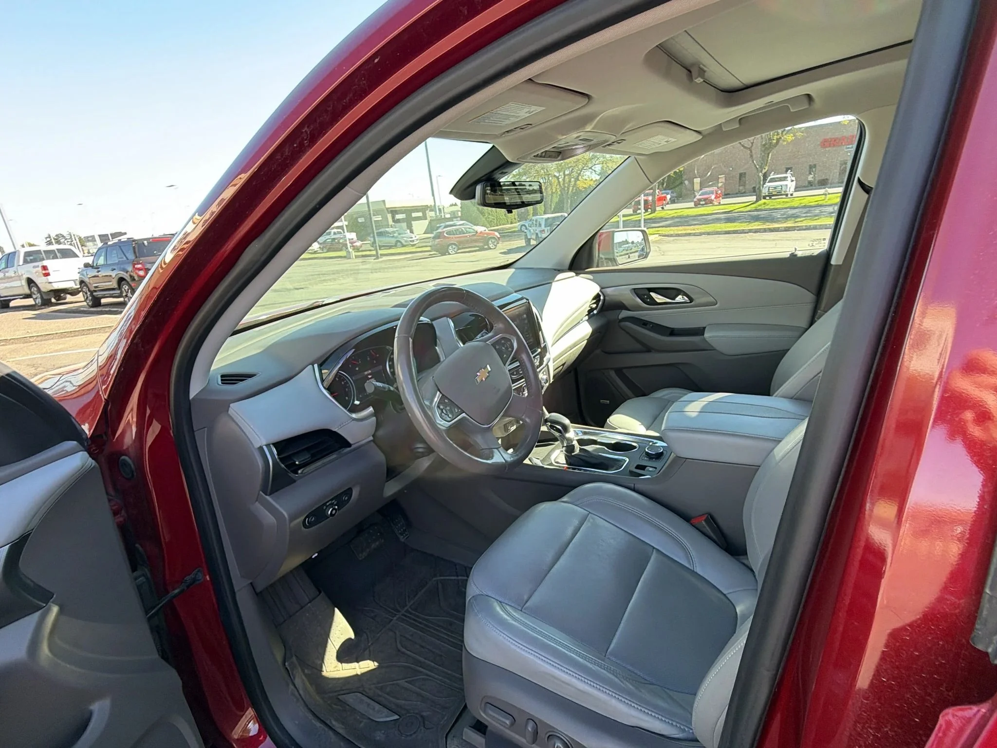 Used 2021 Cajun Red Tintcoat Chevrolet Premier image 18