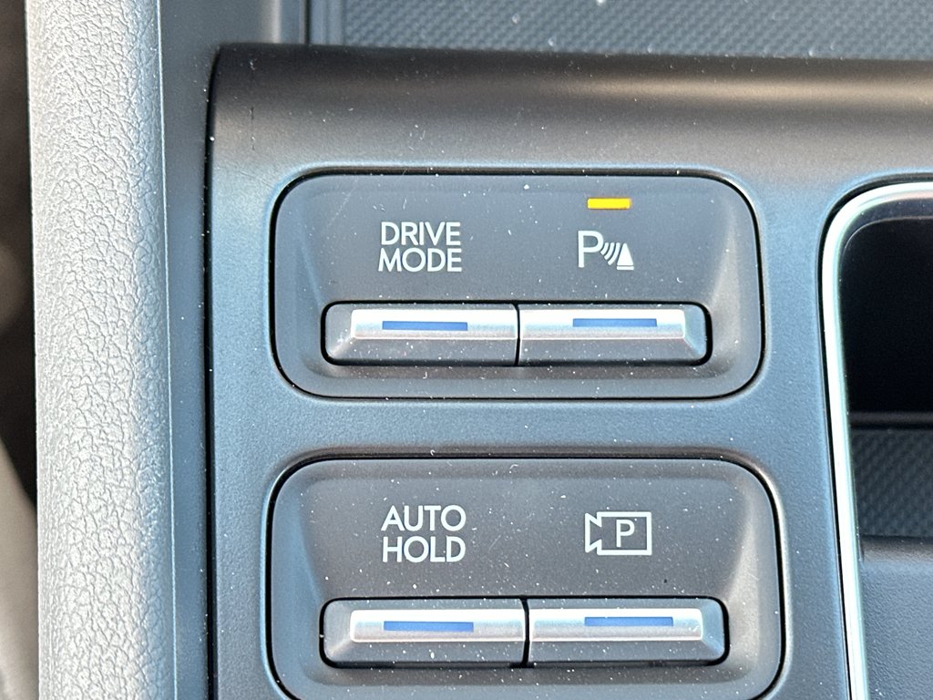 2025 Hyundai Sonata Hybrid Limited - Photo 25