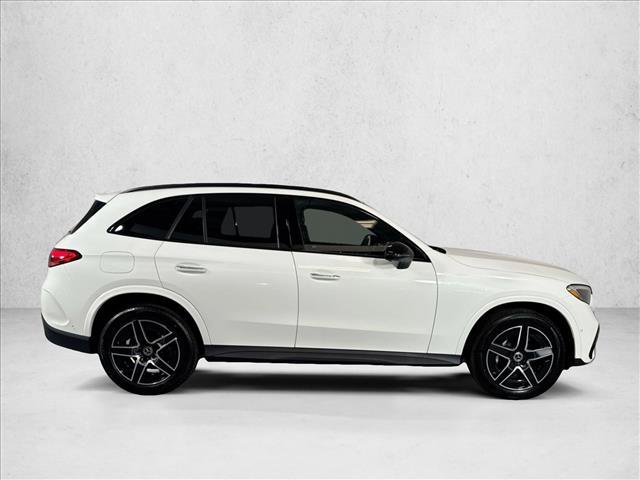 New 2026 Polar White Mercedes-Benz GLC 300 image 34