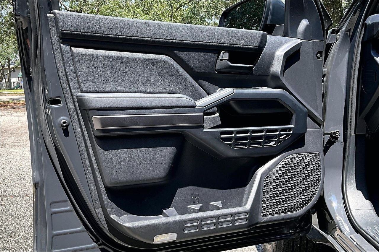 Used 2026  Toyota SR5 image 17
