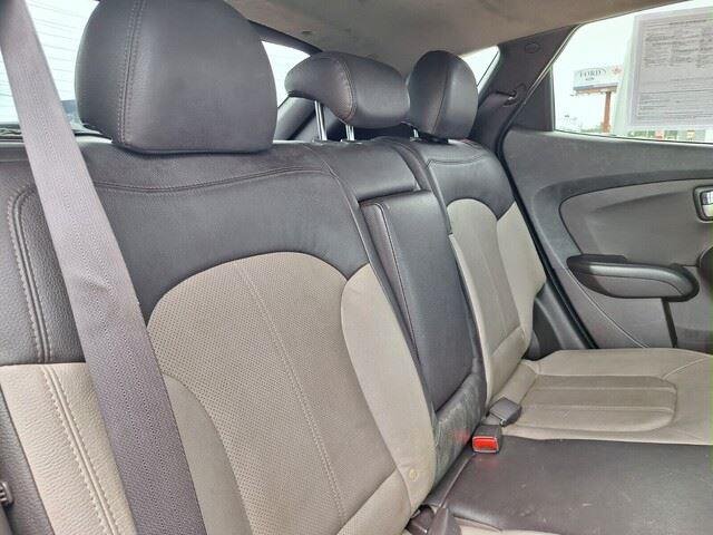 Used 2013 Ash Black Hyundai Limited image 27
