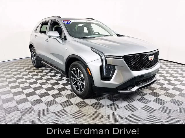 2024 Cadillac XT4 Sport's photo