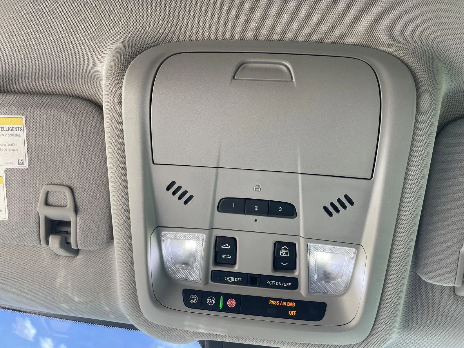 Used 2018 Coppertino Metallic GMC SLT image 29