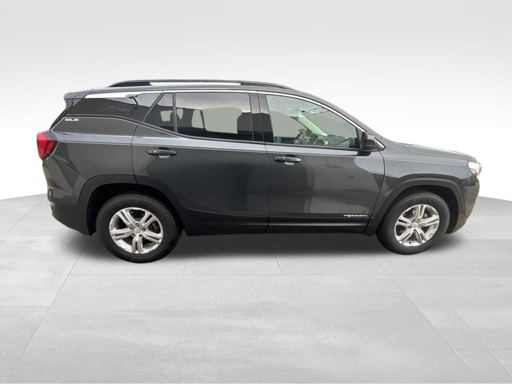 Used 2020 GRAPHITE GRAY METALLIC GMC SLE image 9