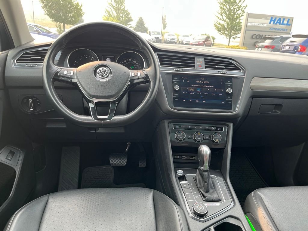 Used 2018 Black Volkswagen 2.0T SEL image 20