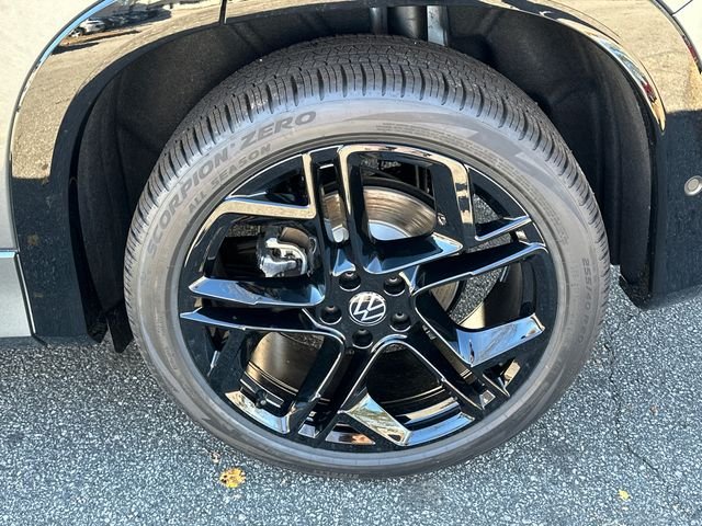 New 2026 Gray Volkswagen 2.0T SE R-Line Black image 20