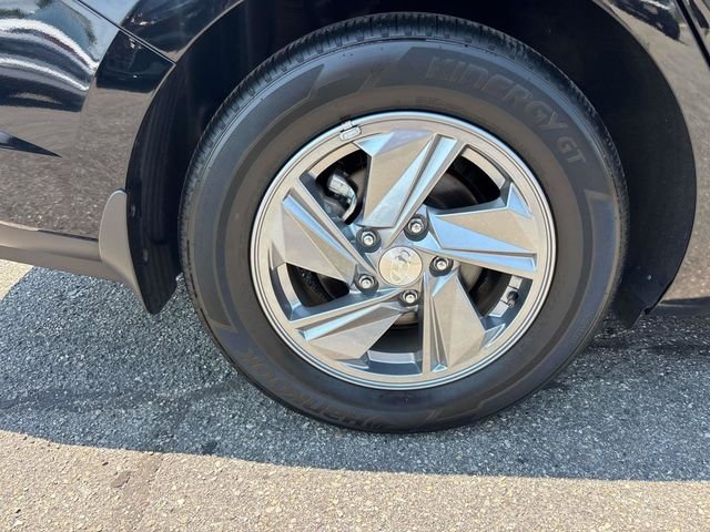Certified Used 2024 Abyss Black Hyundai SE image 32