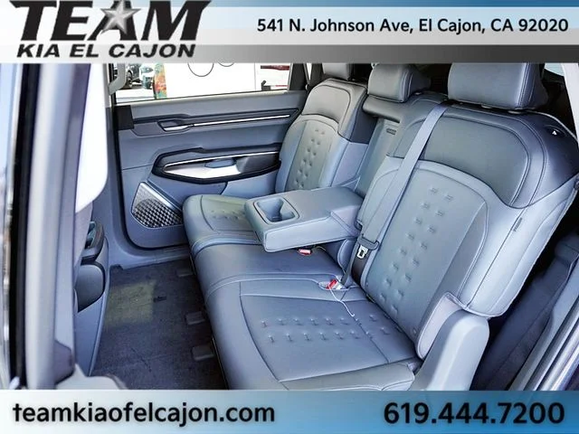 New 2026 Gray Kia Wind image 23