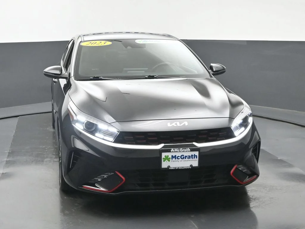 Used 2023 Black Kia GT-Line image 5