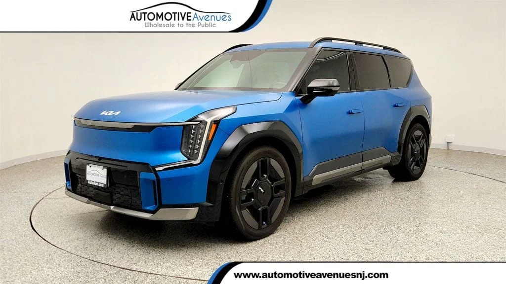 2024 Kia EV9 GT-Line AWD's photo