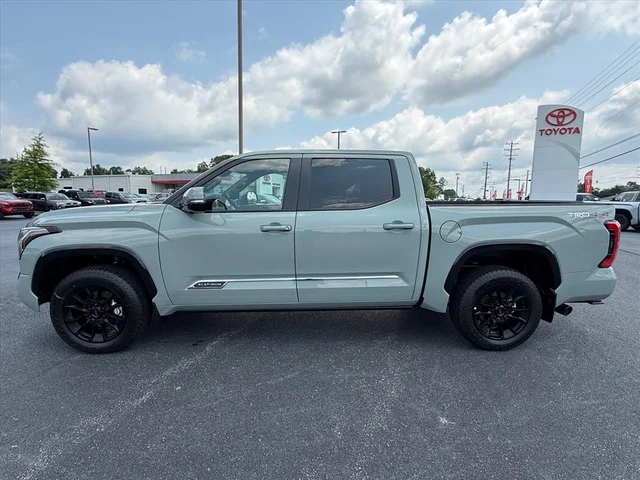 New 2026 Toyota Tundra Platinum PLATINUM CREWMAX 5.5