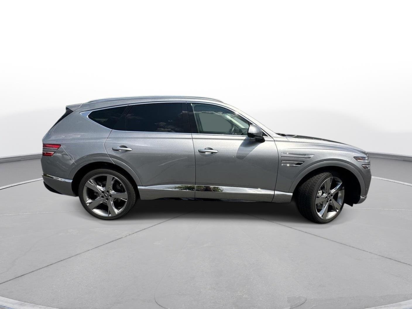 Used 2022 Savile Silver Genesis 4DR AWD 25T image 5