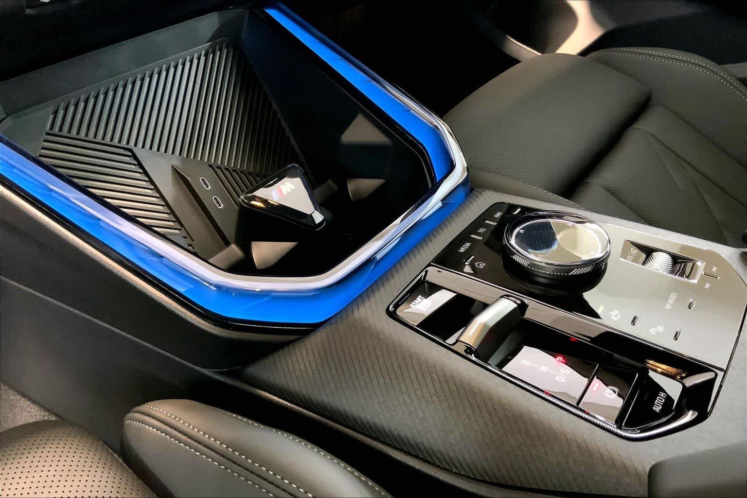 New 2026 Alpine White BMW M50 xDrive image 7