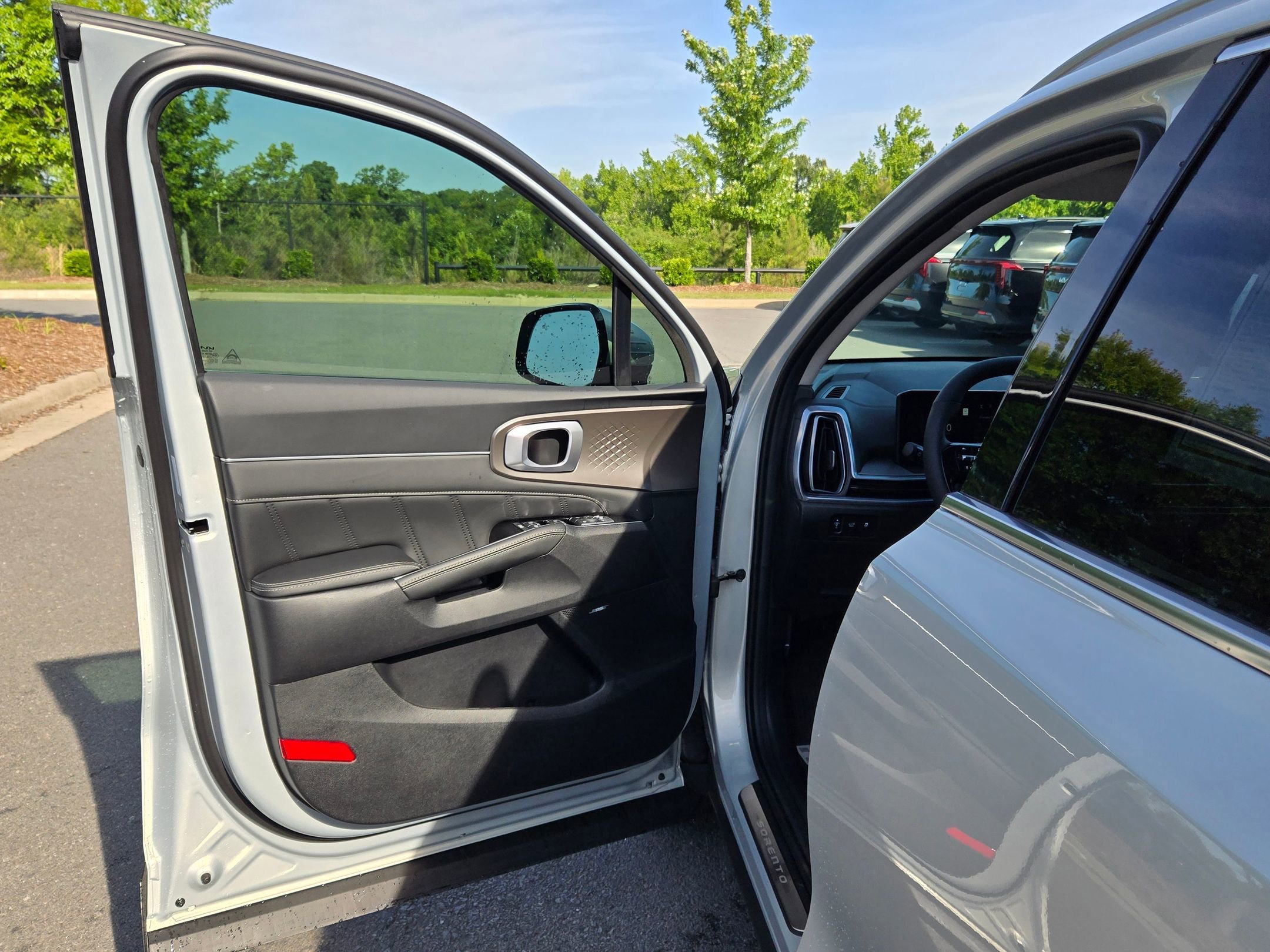 New 2026 Ivory Silver Kia SX image 22