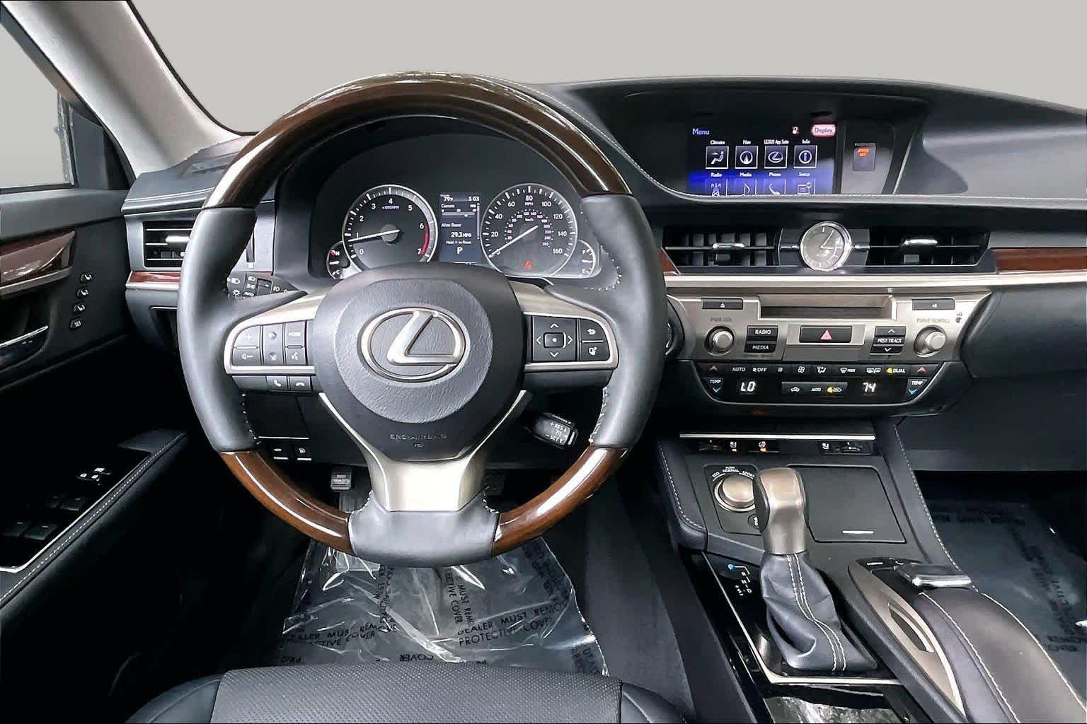 Used 2016 Silver Lining Metallic Lexus  image 6