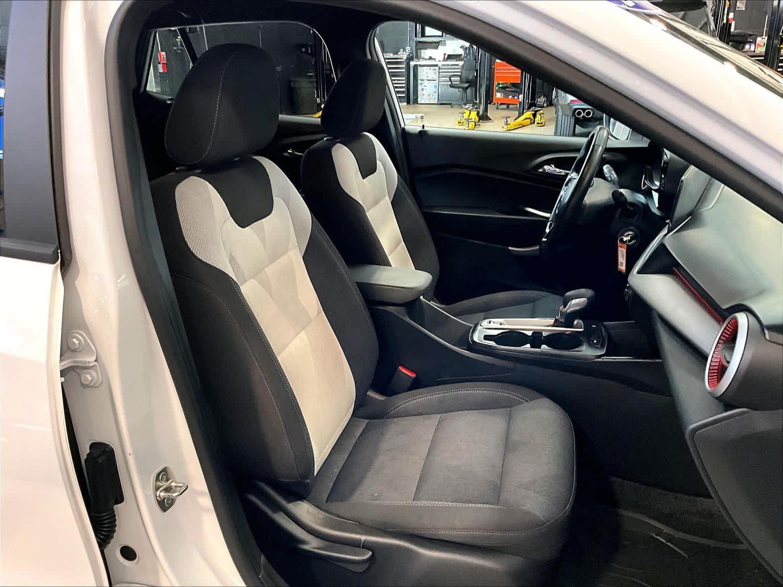 2024 Chevrolet Trax RS - Photo 11