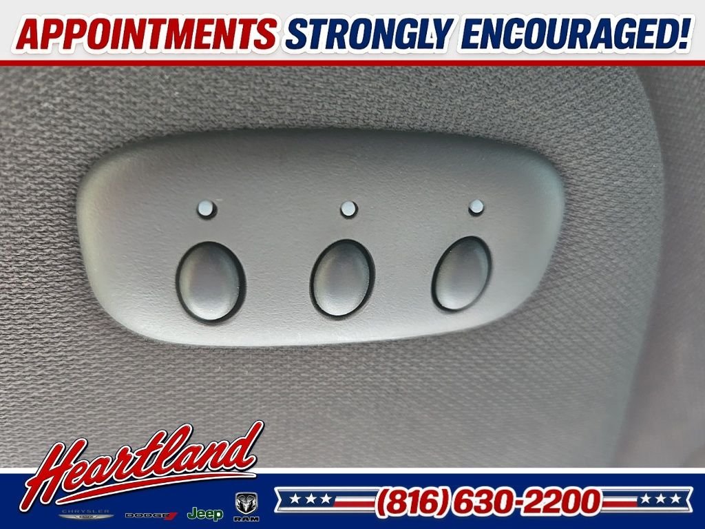 Used 2013 Black Ford Shelby GT500 image 72