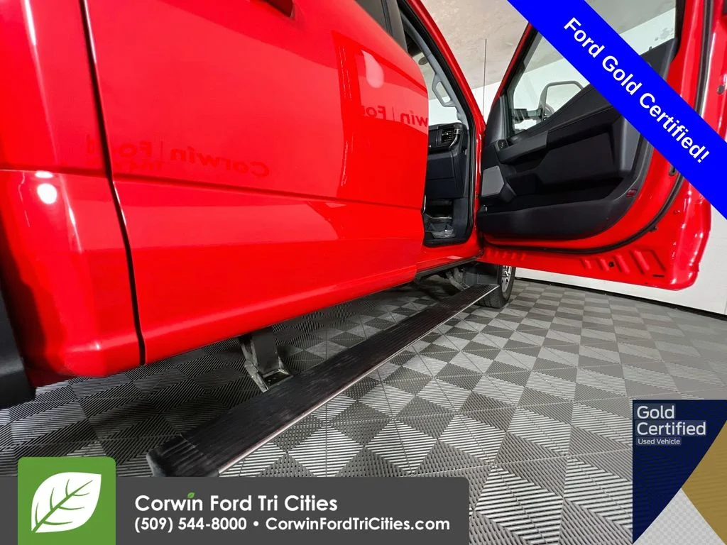Certified Used 2024 Black Ford Lariat image 33